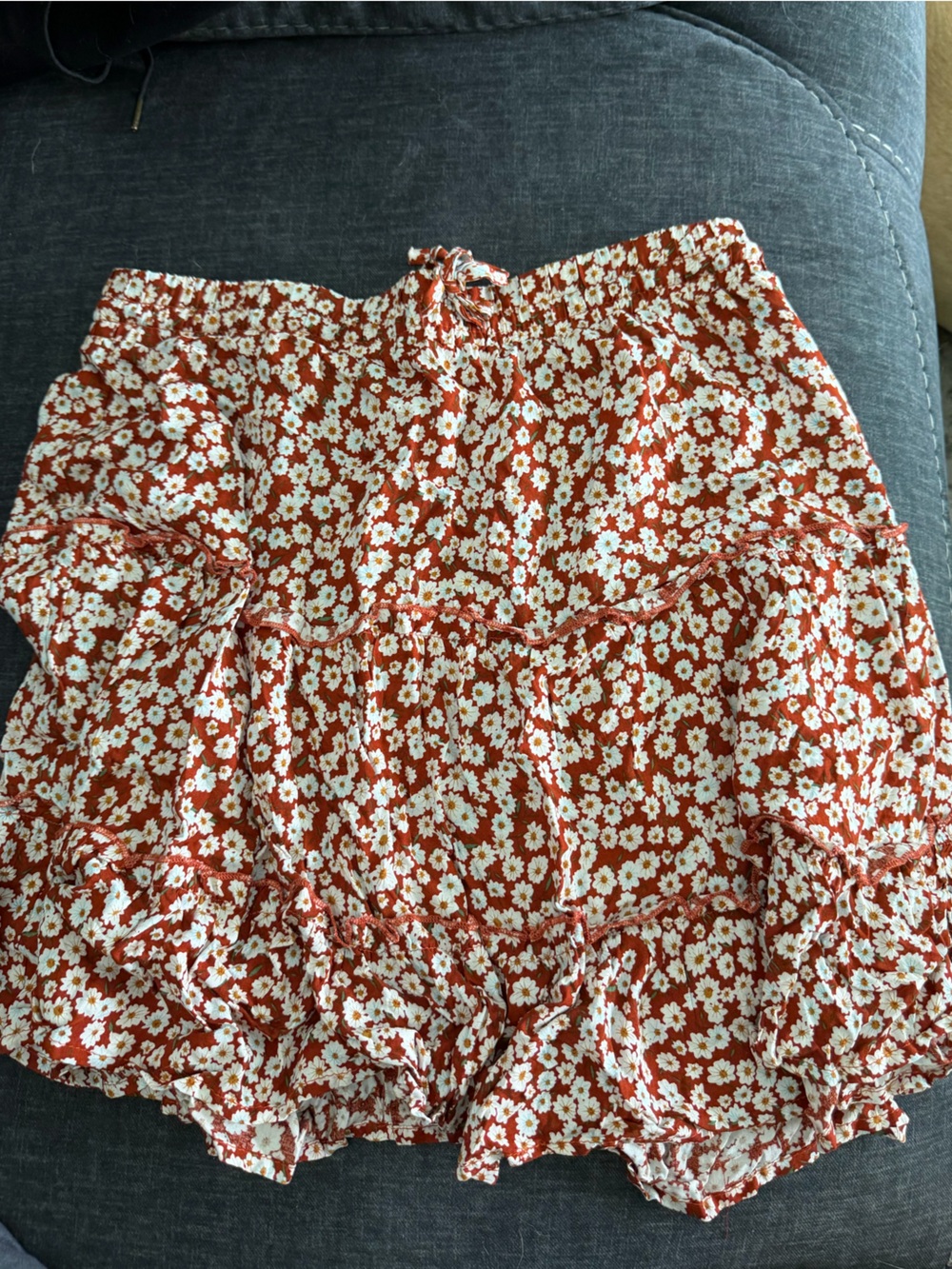 Womens Floral Ruffle Mini Skirt - medium